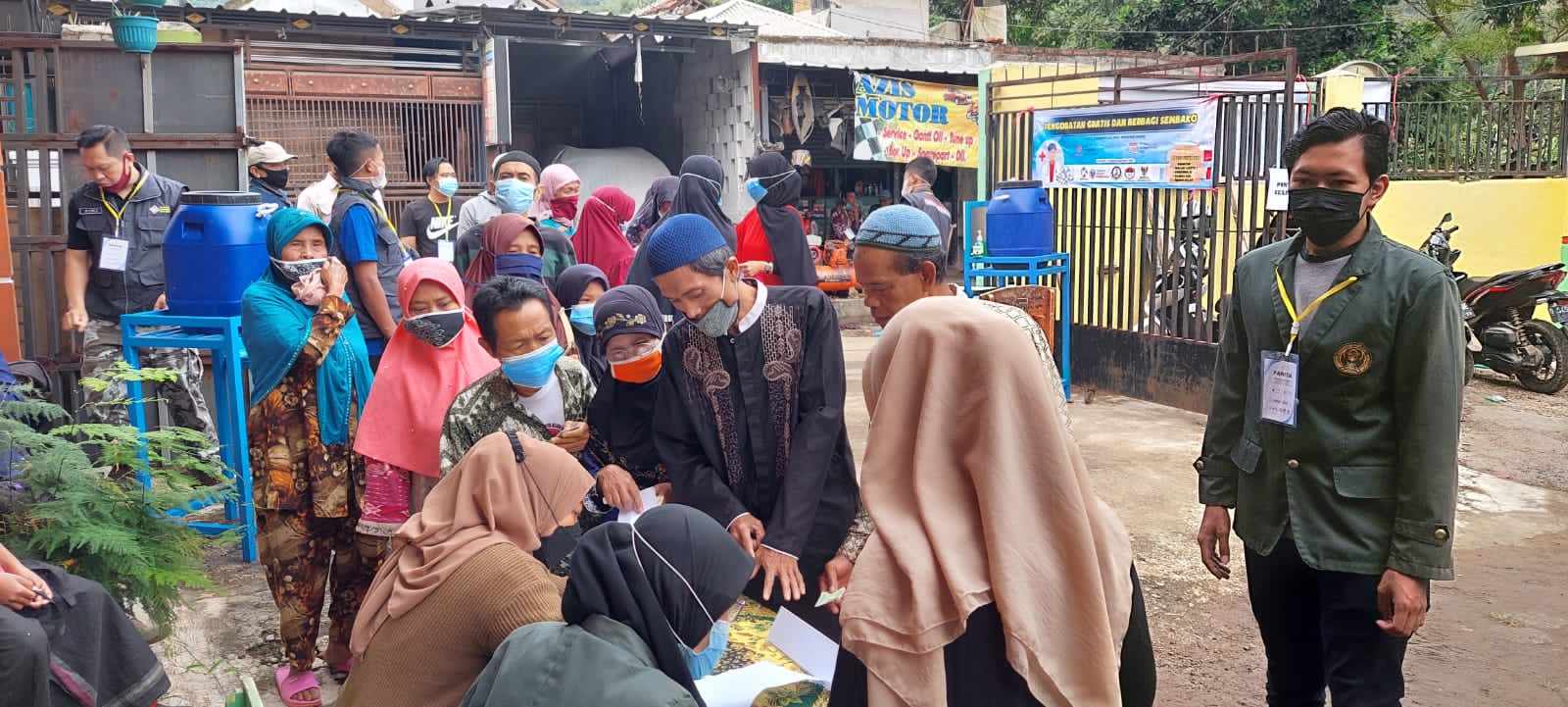 Pengobatan Gratis Dan Pembagian Sembako – SRI Media news
